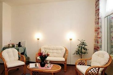 Hotel Lotschberg  | Interlaken | Bern | Schweiz 1