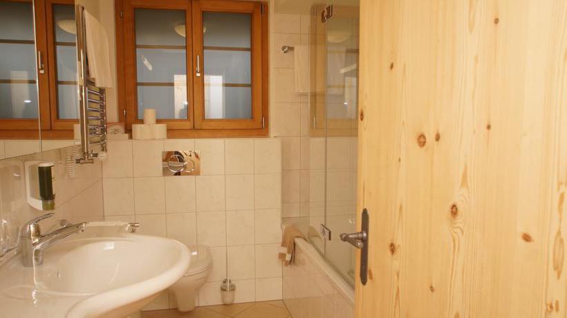 Posthotel Rössli  | Gstaad | Bern | Schweiz 15