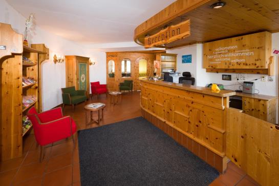 Matterhorn Valley Garni Hotel La Collina  | Grächen | Wallis | Schweiz 14