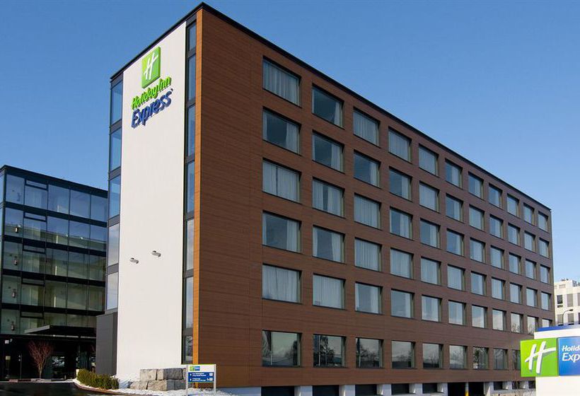 Hotel Holiday Inn Express Zurich Airport 