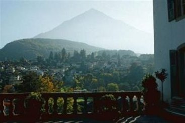 Hotel Bellevue  | Spiez | Bern | Schweiz 13