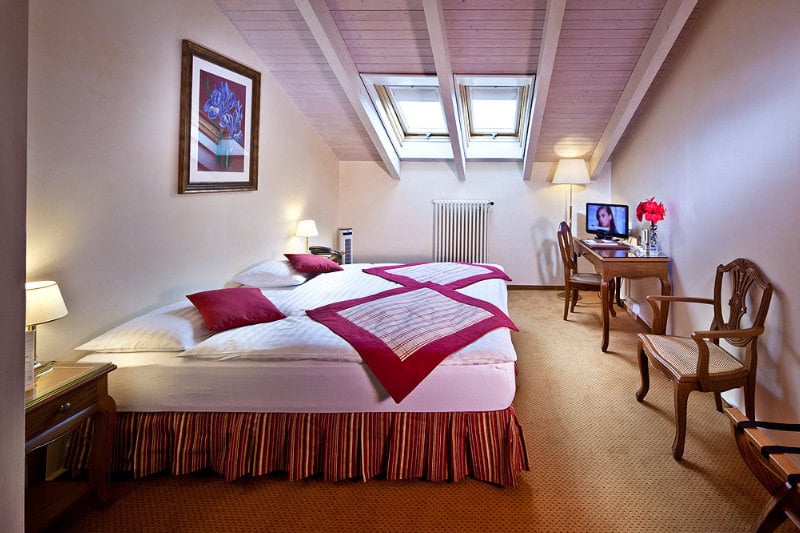 De La Nouvelle Couronne Hotel