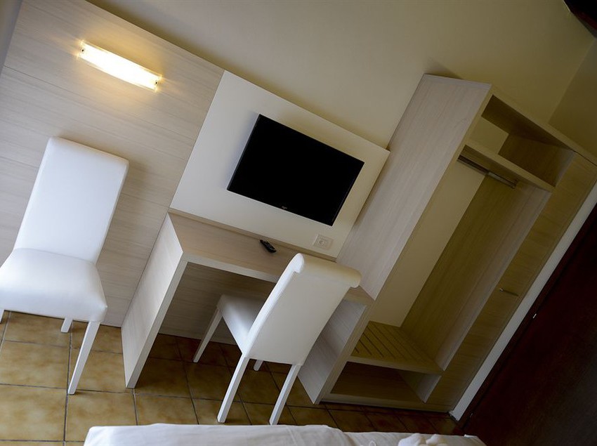 Hotel Gottardo Garni Locarno  | Muralto | Ticino / Tessin | Switzerland 3