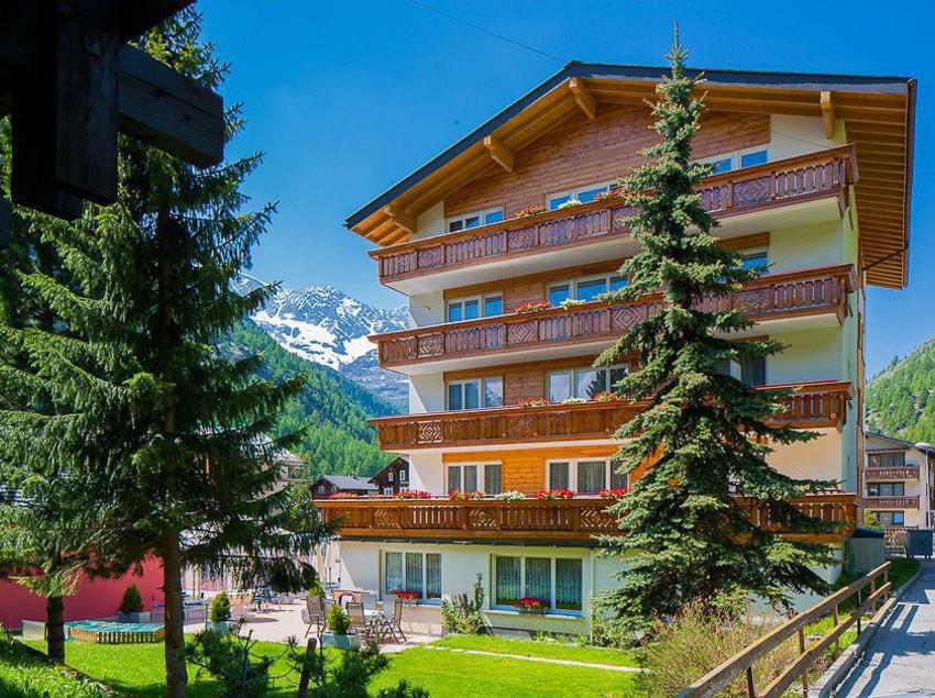 Hotel Christiania Saas Almagell Valais