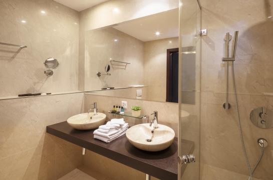 Hotel First  | Feusisberg | Schwyz | Schweiz 8