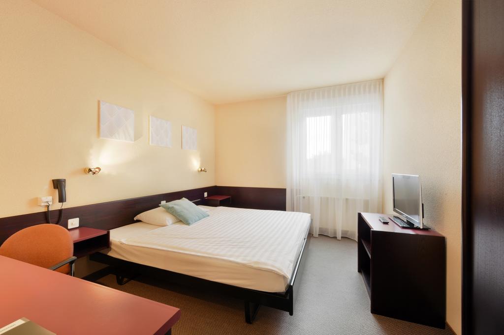 Hôtel Des Mosaïques  | Orbe | Vaud / Waadt | Schweiz 15