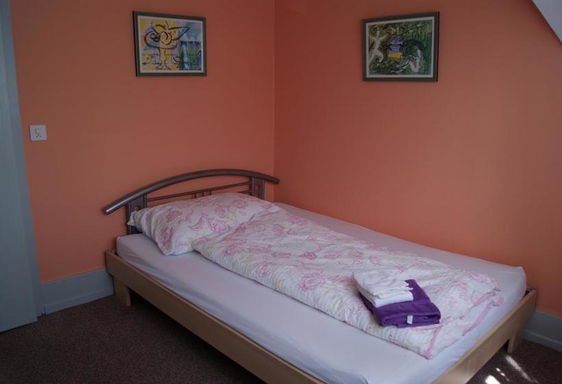 Hotel Schlosspintli  | Spiez | Bern | Schweiz 12