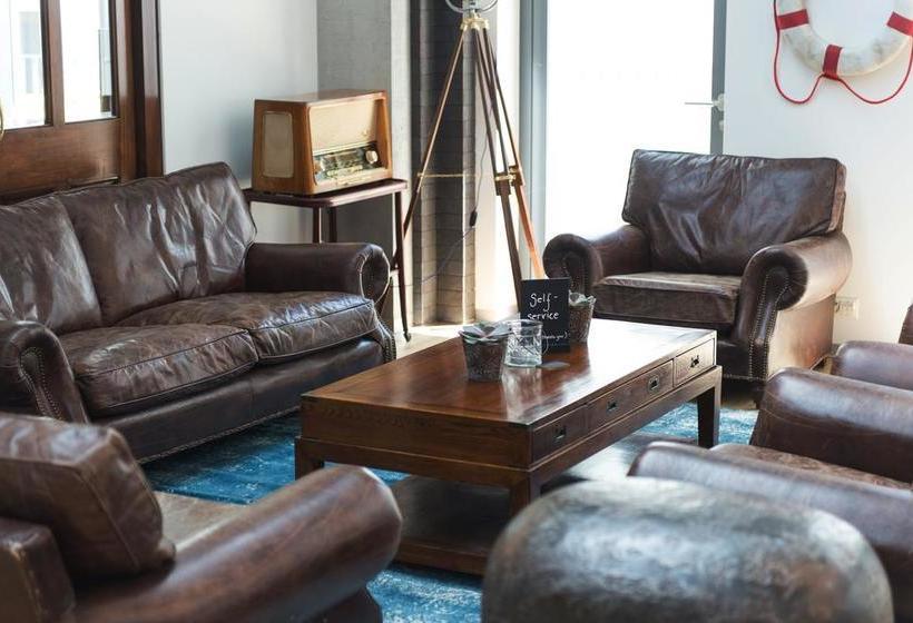 Hôtel Barracuda  | Lenzburg | Aargau | Suisse 5