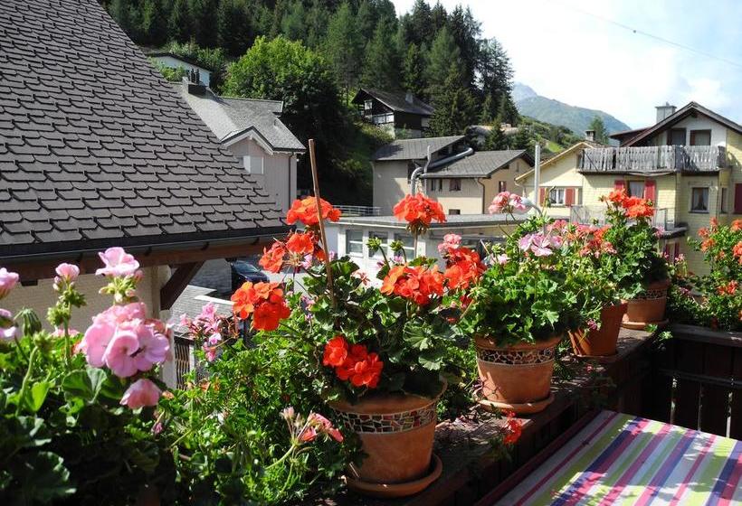 Privatzimmer / Bed & Breakfast  | Andermatt | Uri | Schweiz 3