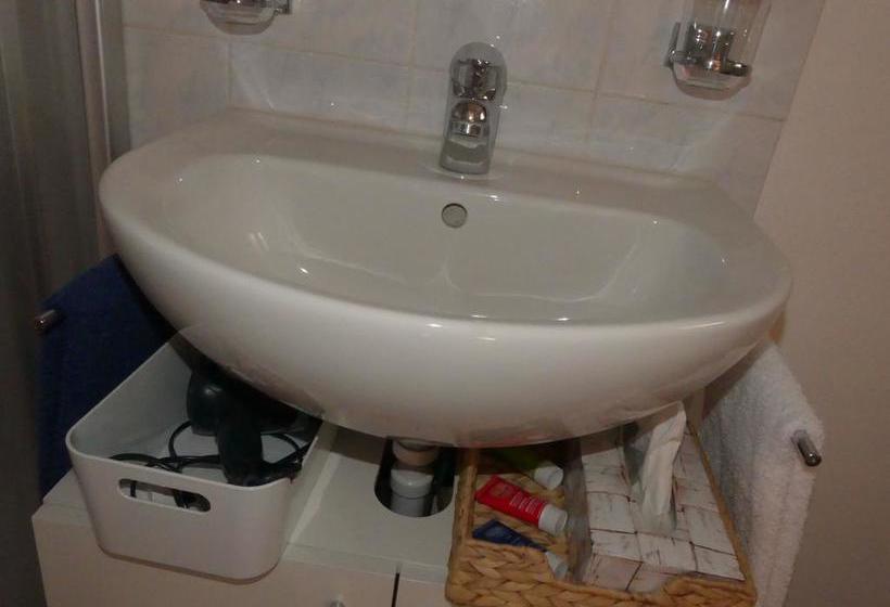 Bed & Breakfast Au Bonheur Des Iris  | Rolle | Vaud / Waadt | Schweiz 4