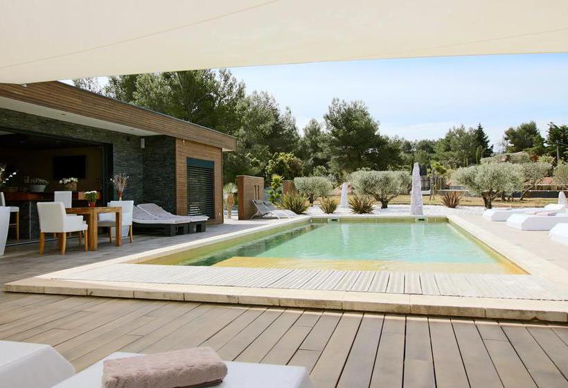 Hôtel Mas des Cigales  | Orgon | Bouches du Rhone | France 12