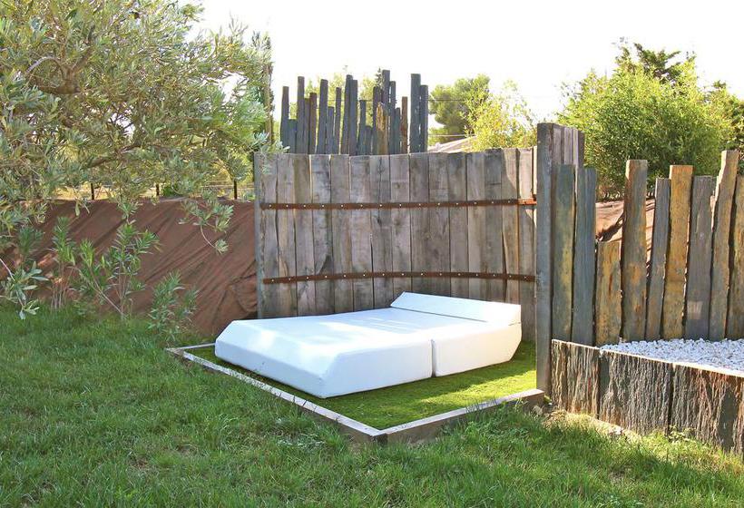 Hôtel Mas des Cigales  | Orgon | Bouches du Rhone | France 2