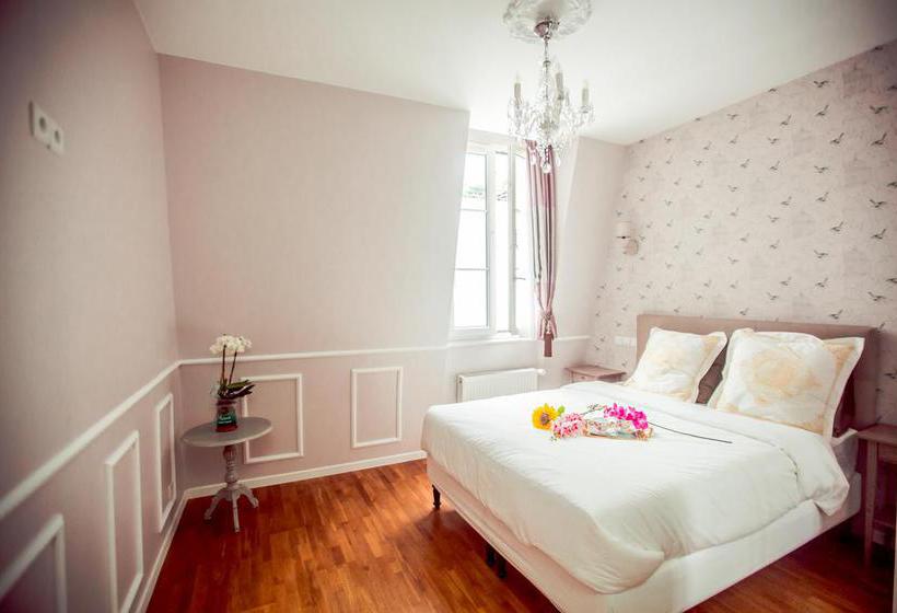 Bed and Breakfast La Maison Gobert  | Paris | Paris | France 9