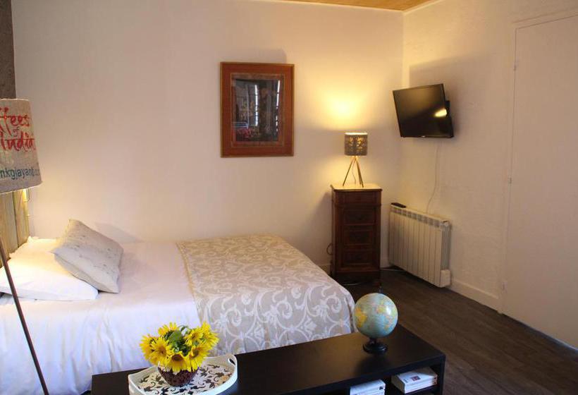 Hotel Une Chambre en Ville Saintes Charente Marítimo