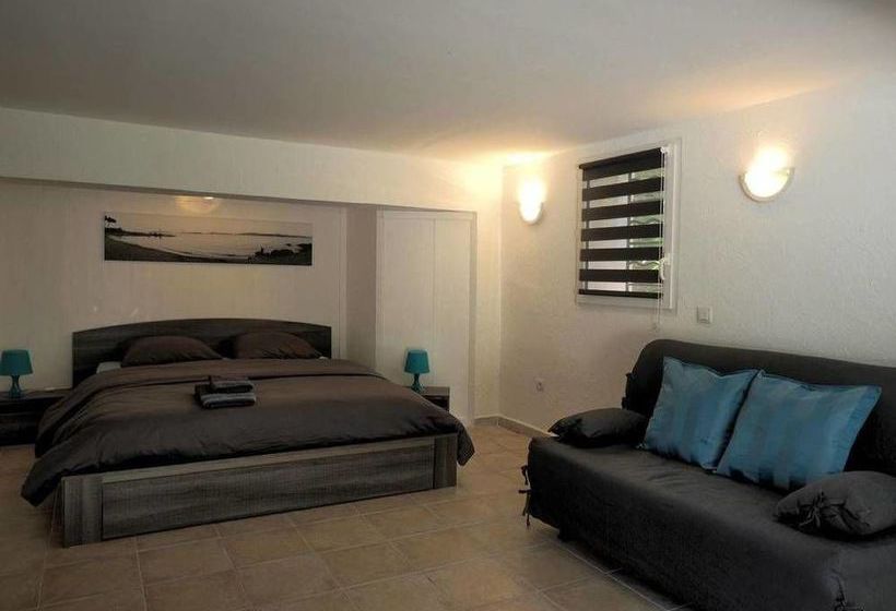 Studio Terra Cotta Pres De La Plage  | Sainte Maxime | Var | France 1