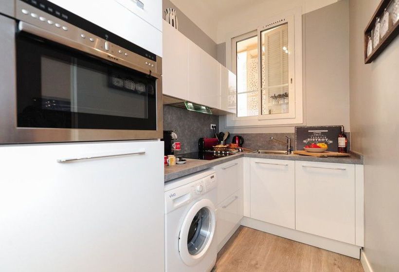 La Salamandre Une Suite Elegante  | Nice | Alpes-Maritimes | France 6