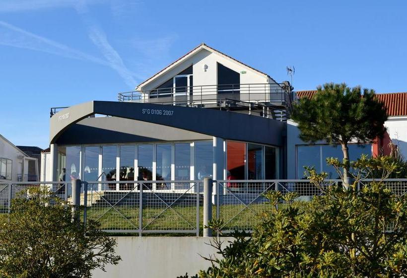 Interhotel Port La Vie  | St Gilles Croix de Vie | Vendee | France 2