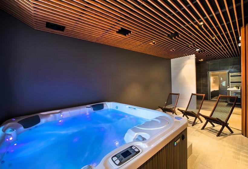 Interhotel Port La Vie  | St Gilles Croix de Vie | Vendee | France 9