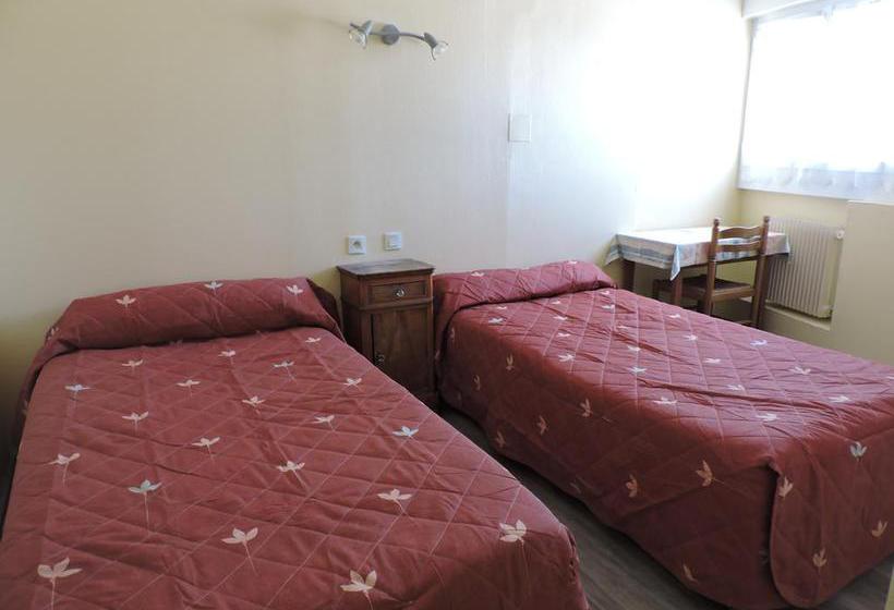 Hôtel de Bretagne  | Fougeres | Ille-et-Vilaine | France 12