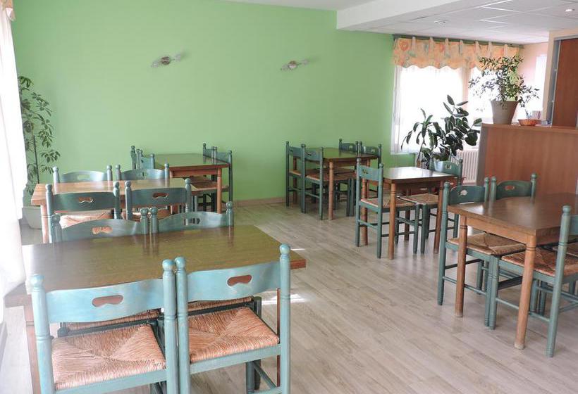 Hôtel de Bretagne  | Fougeres | Ille-et-Vilaine | France 8