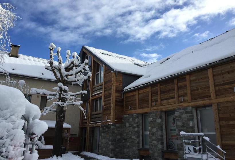 Hôtel Neste de Jade  | Saint Lary Soulan | Hautes-Pyrenees | France 2