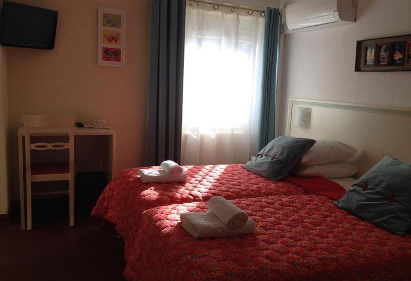 Hôtel Le Flore  | Frejus | Var | France 13