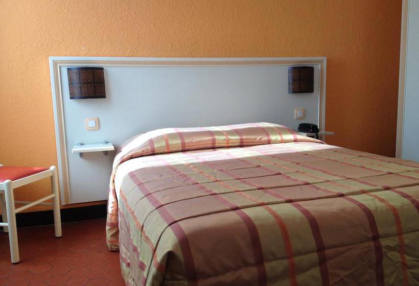 Hôtel Le Flore  | Frejus | Var | France 14