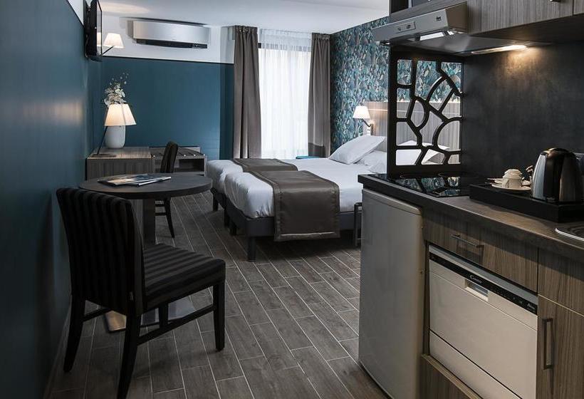 Unique Hôtel Et Résidence  | Saint Raphael | Var | France 8