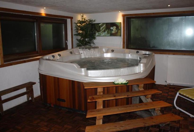 Hôtel Le Bataclan  | Auron | Alpes-Maritimes | France 3