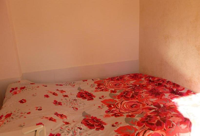 Hôtel Gun  | Villejuif | Val-de-Marne | France 11