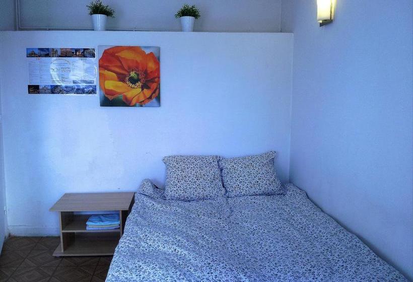 Hôtel Gun  | Villejuif | Val-de-Marne | France 13