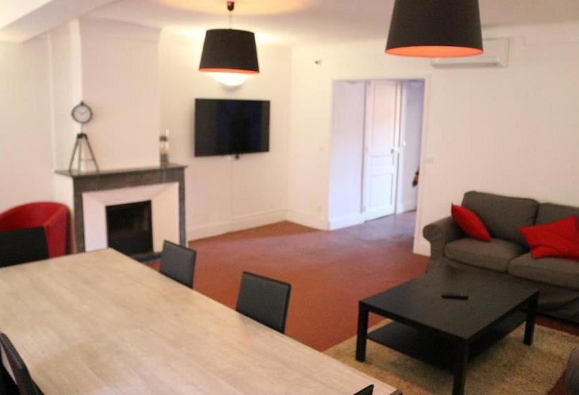 Albergue Backpakers House Antibes