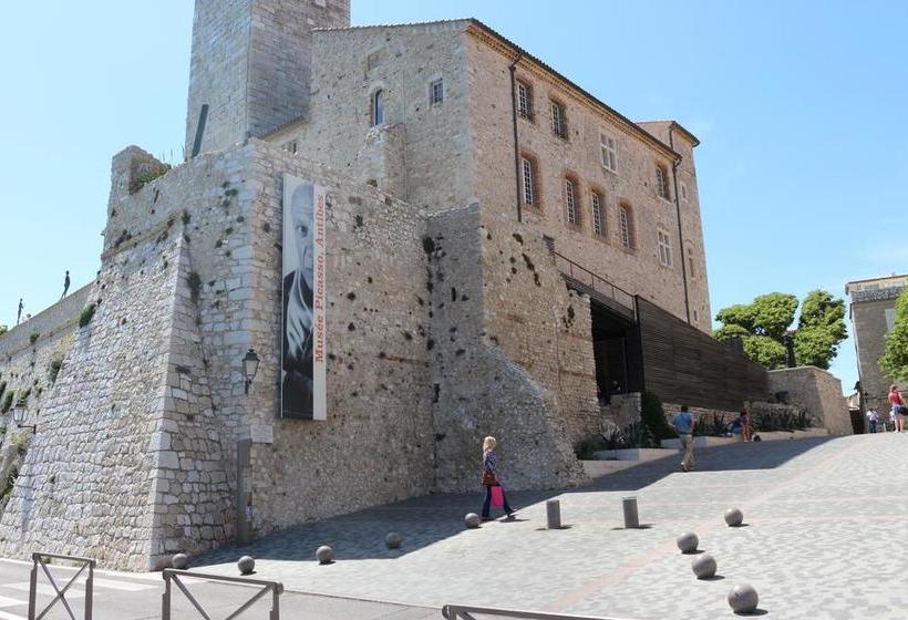 Auberge Hôtelière Backpakers House  | Antibes | Alpes-Maritimes | France 10