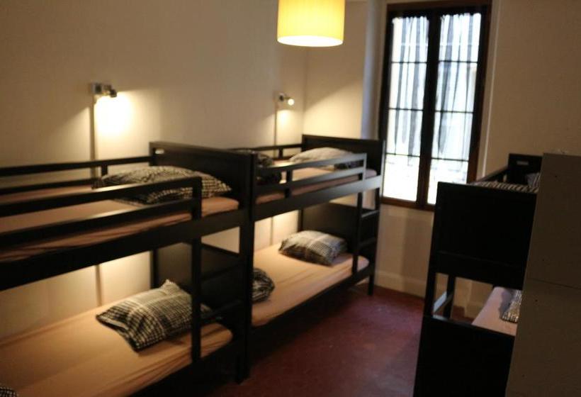 Auberge Hôtelière Backpakers House  | Antibes | Alpes-Maritimes | France 3