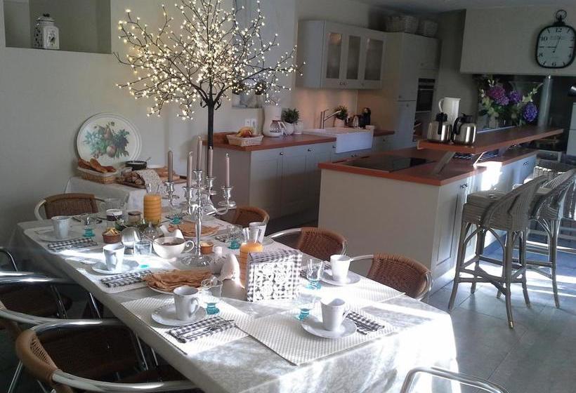 Bed and Breakfast Manoir Du Quengo