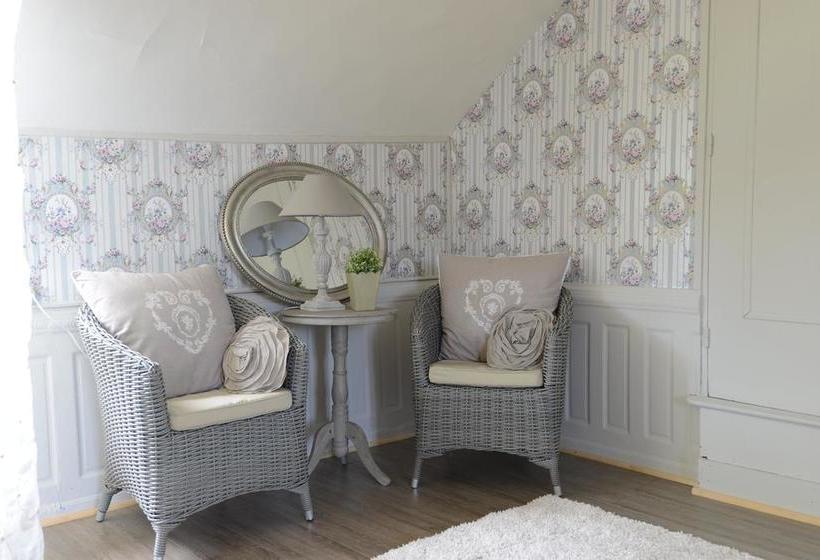 Bed and Breakfast Manoir Du Quengo  | Rohan | Morbihan | France 15