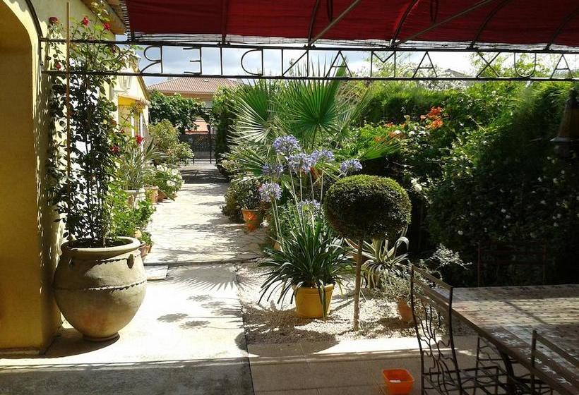 Bed and Breakfast Aux Amandiers