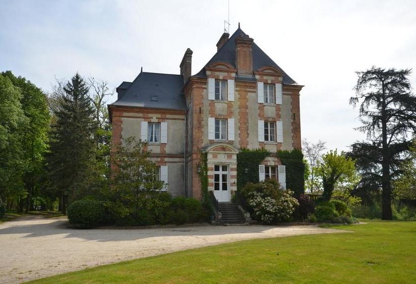 Bed and Breakfast Hôtes De Montboulan  | Salbris | Loir-et-Cher | France 10