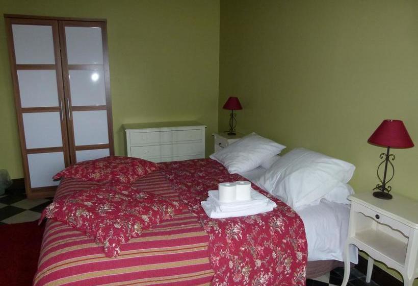 Bed and Breakfast Manoir Du Vieux Cedre  | Blois | Loir-et-Cher | France 10