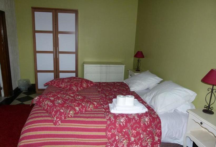 Bed and Breakfast Manoir Du Vieux Cedre  | Blois | Loir-et-Cher | France 12