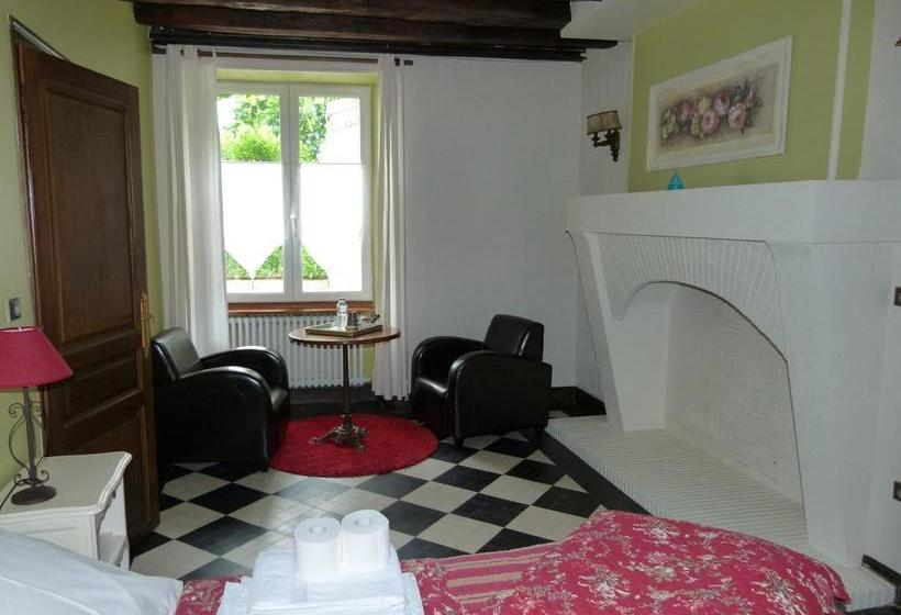 Bed and Breakfast Manoir Du Vieux Cedre  | Blois | Loir-et-Cher | France 13