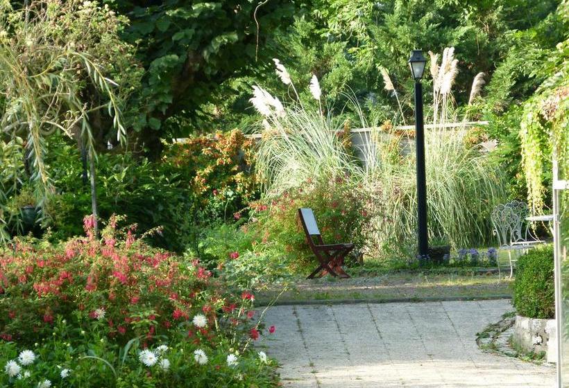 Bed and Breakfast Manoir Du Vieux Cedre  | Blois | Loir-et-Cher | France 20