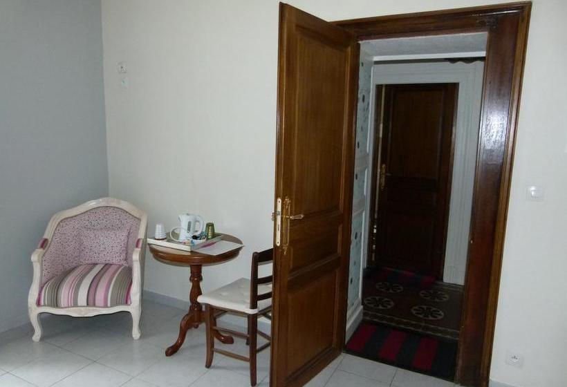 Bed and Breakfast Manoir Du Vieux Cedre  | Blois | Loir-et-Cher | France 7