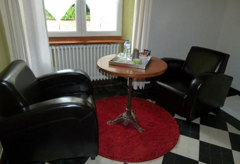 Bed and Breakfast Manoir Du Vieux Cedre  | Blois | Loir-et-Cher | France 8