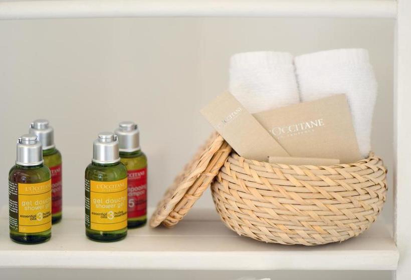 Bed and Breakfast La Singulière  | Sete | Herault | France 4