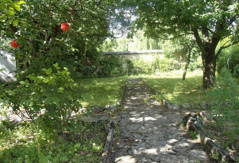 Bed and Breakfast Le Grand Jardin  | Beaune | Cote d'Or | France 6