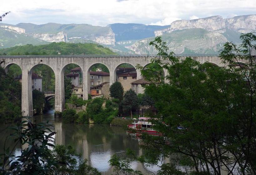 Bed and Breakfast Maison Bel Canto  | St Hilaire du Rosier | Isère | France 11