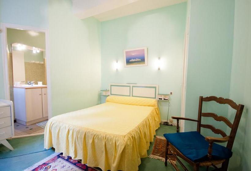 Hôtel Restaurant Saint Vincent  | Bagneres de Bigorre | Hautes-Pyrenees | France 11