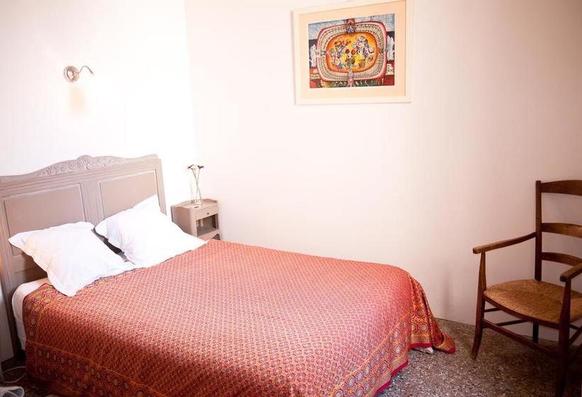 Bed and Breakfast Bed&Breakfast La Maison de Thaïs  | Arles | Bouches du Rhone | France 3