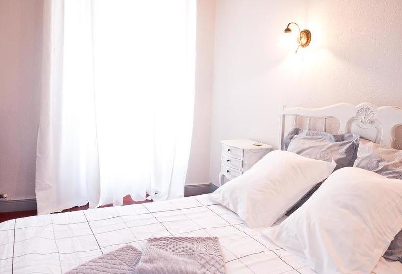 Bed and Breakfast Bed&Breakfast La Maison de Thaïs  | Arles | Bouches du Rhone | France 6